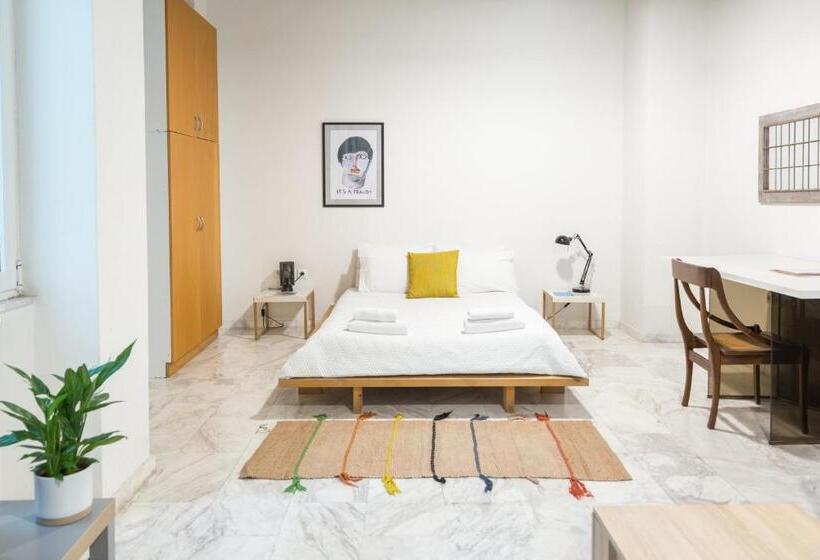 スタンダードスタジオ, Concierge Downtown