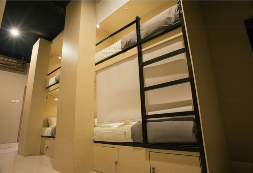 سرير فى غرفة مشتركه, Bedplus Backpacker