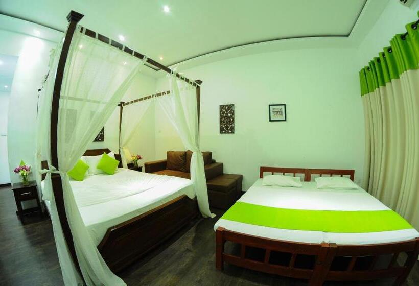 Suite with lake view, Lake Wind