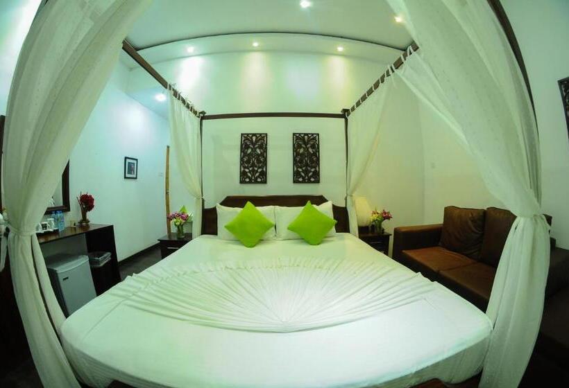 Suite with lake view, Lake Wind