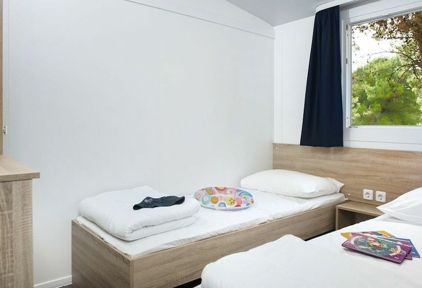침실 2개 주택, Mobile Homes Brijuni Pineta