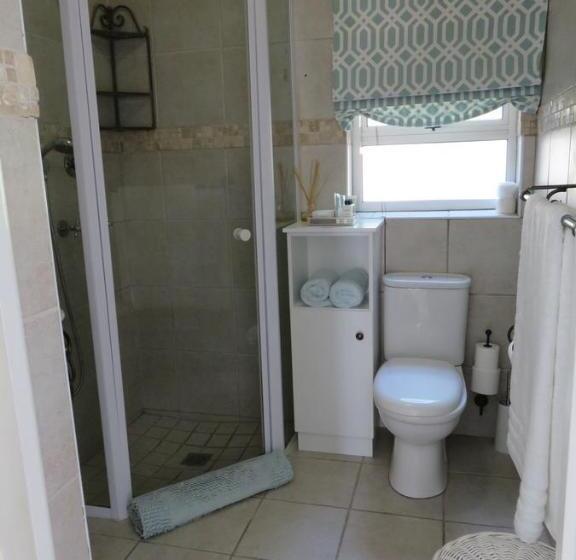 패밀리 룸, Island Way Villa