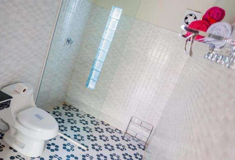 חדר סטנדרט עם מיטת קינג, Spayhiti