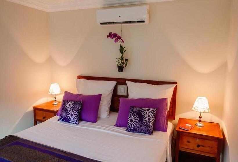 חדר סטנדרט עם מיטת קינג, Spayhiti