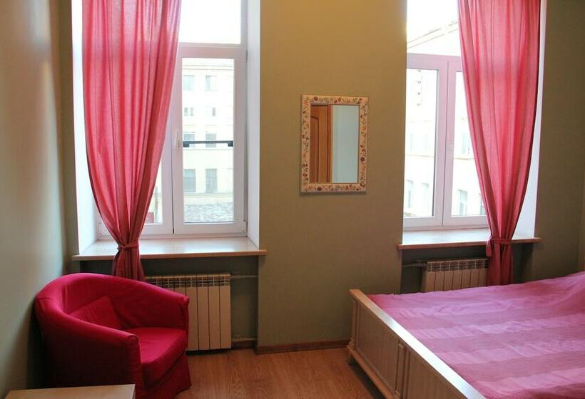 标准间, Randhouse