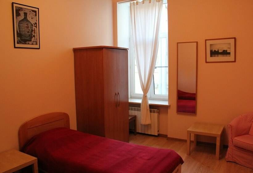 标准间, Randhouse