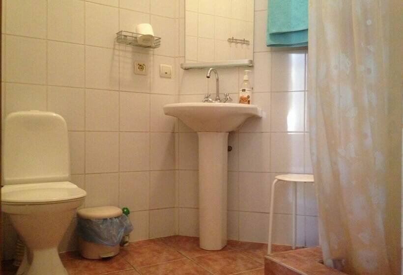 标准间, Randhouse