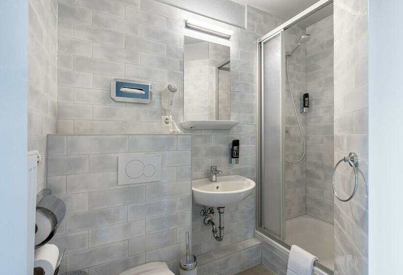 اتاق استاندارد, a&o Berlin Friedrichshain