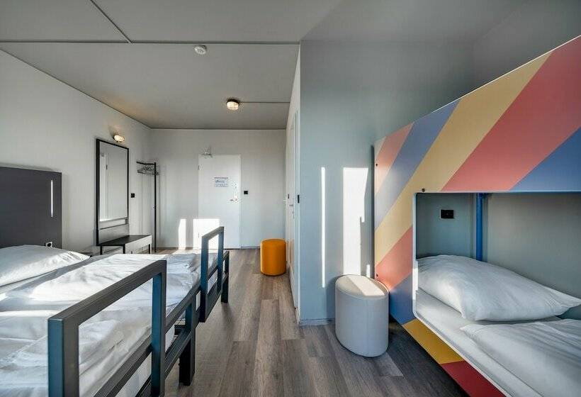 اتاق خانوادگی, a&o Berlin Friedrichshain