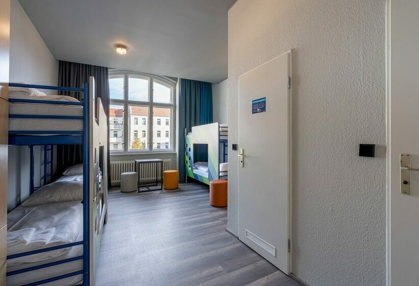 تختخواب در اتاق مشترک, a&o Berlin Friedrichshain