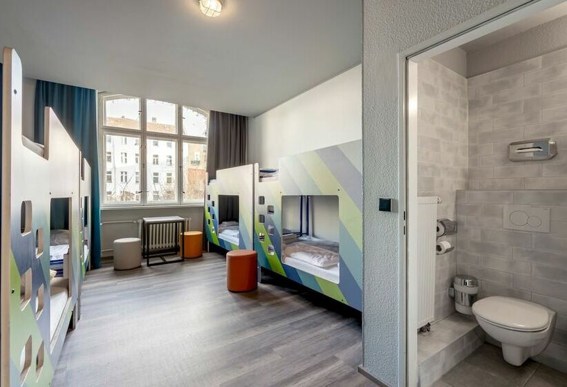 تختخواب در اتاق مشترک, a&o Berlin Friedrichshain