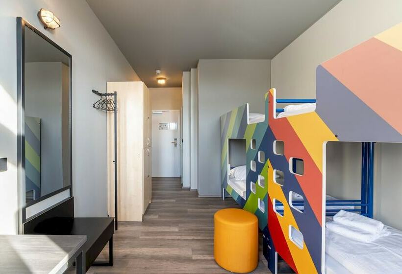 تختخواب در اتاق مشترک, a&o Berlin Friedrichshain