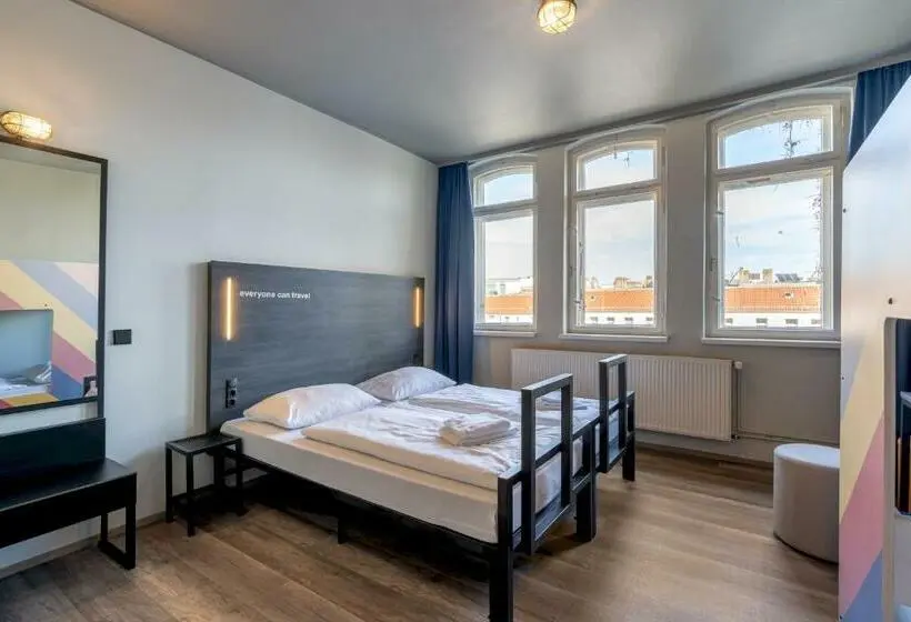 Standard Kolmen Hengen Huone, a&o Berlin Friedrichshain