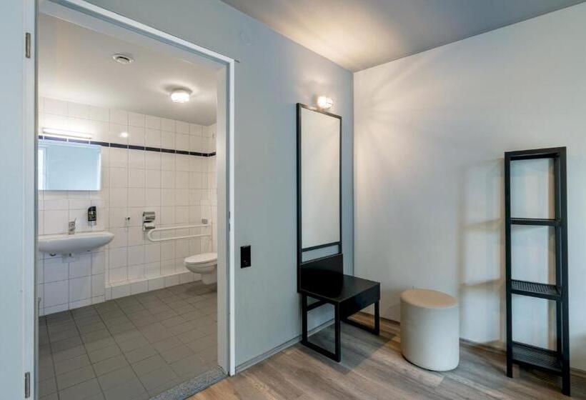 تختخواب در اتاق مشترک, a&o Berlin Friedrichshain