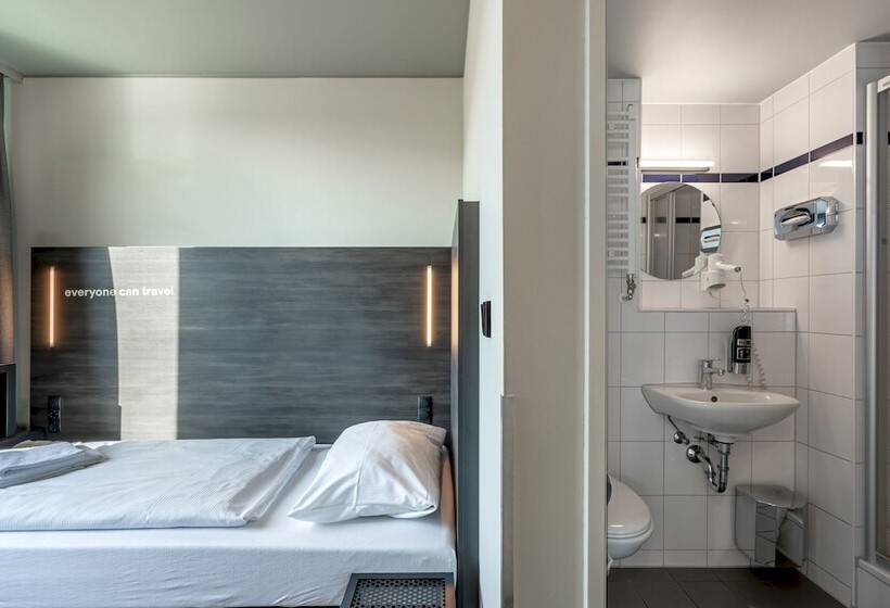 اتاق استاندارد یک نفره, a&o Berlin Friedrichshain