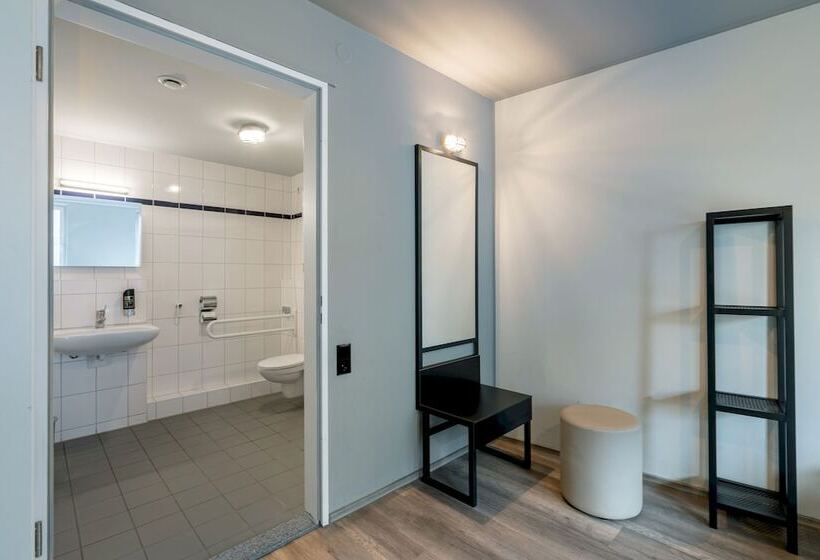 تختخواب در اتاق مشترک, a&o Berlin Friedrichshain