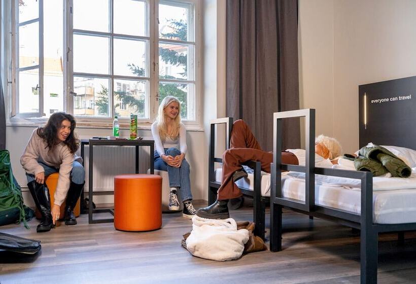 تختخواب در اتاق مشترک, a&o Berlin Friedrichshain