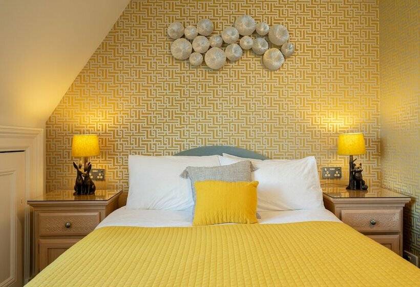 Quarto Triplo Estandar, Kingsley Guest House