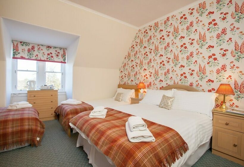 اتاق خانوادگی, Kingsley Guest House