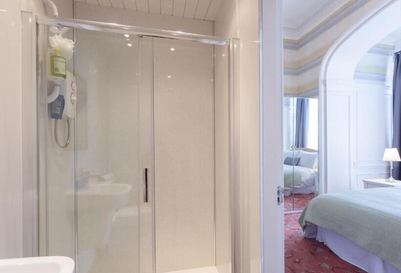 Quarto Estandar, Kingsley Guest House