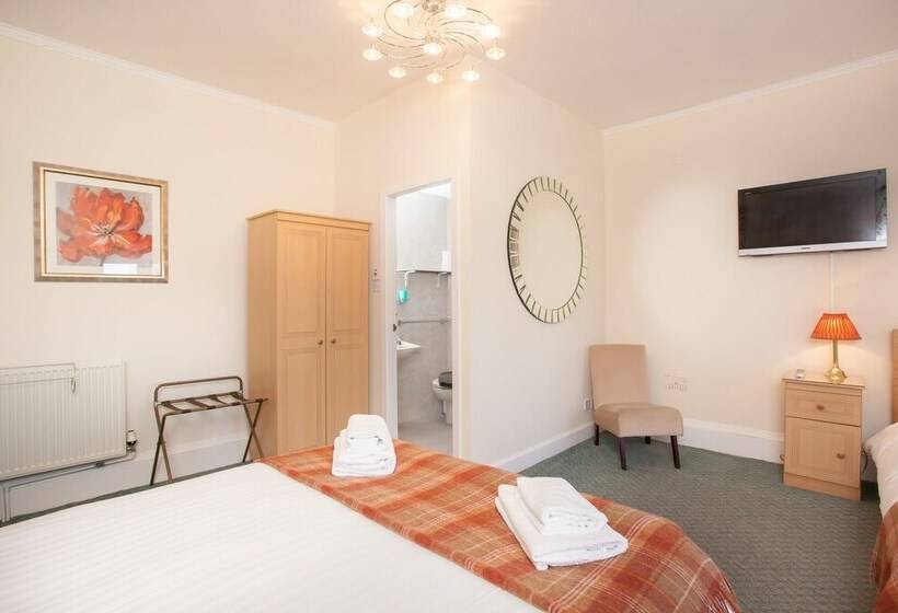 اتاق خانوادگی, Kingsley Guest House