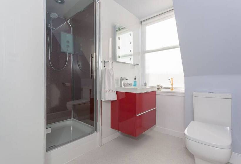 اتاق استاندارد, Kingsley Guest House