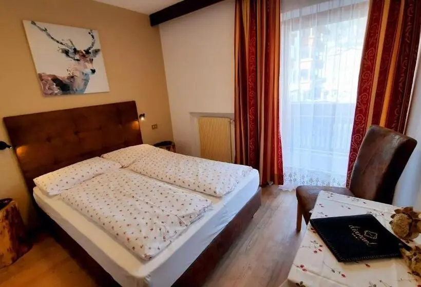 اتاق استاندارد یک نفره, Garni Hotel Residence Diamant