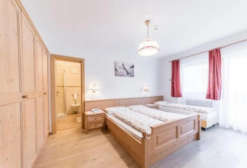 آپارتمان 1 خوابه همکف, Garni Hotel Residence Diamant