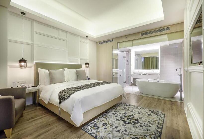 Люкс, Vertu Harmoni Jakarta