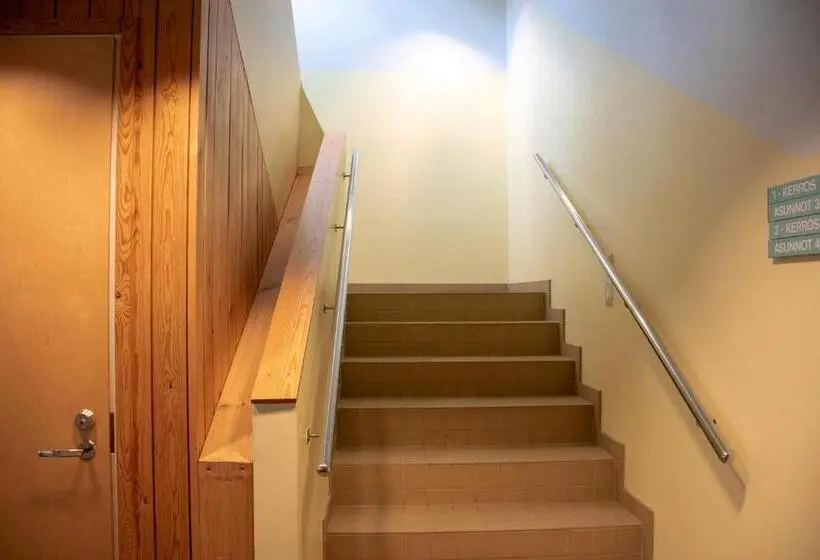 スタンダードトリプルルーム, Li Joentalo