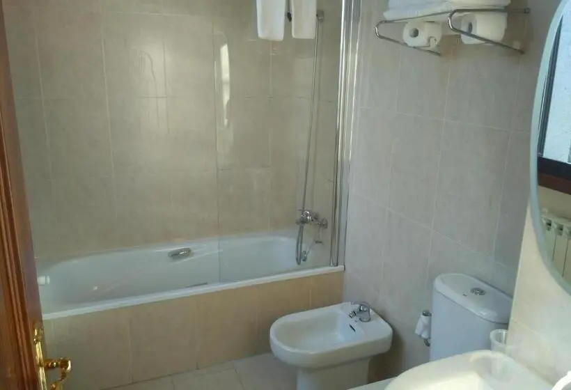 اتاق راحتی سه تخته, Pazo De Monterrei