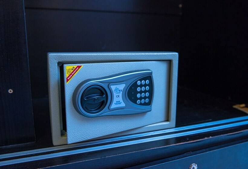 ویلای لوکس 1 خوابه, Gunbaru Inn