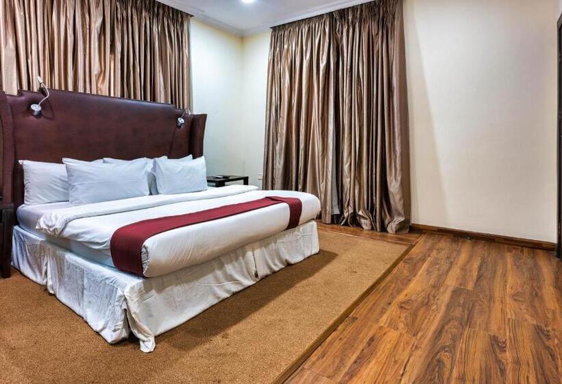 سوییت, The Guest House