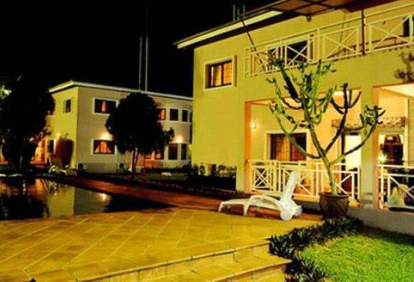 اتاق استاندارد با تخت بزرگ, The Guest House