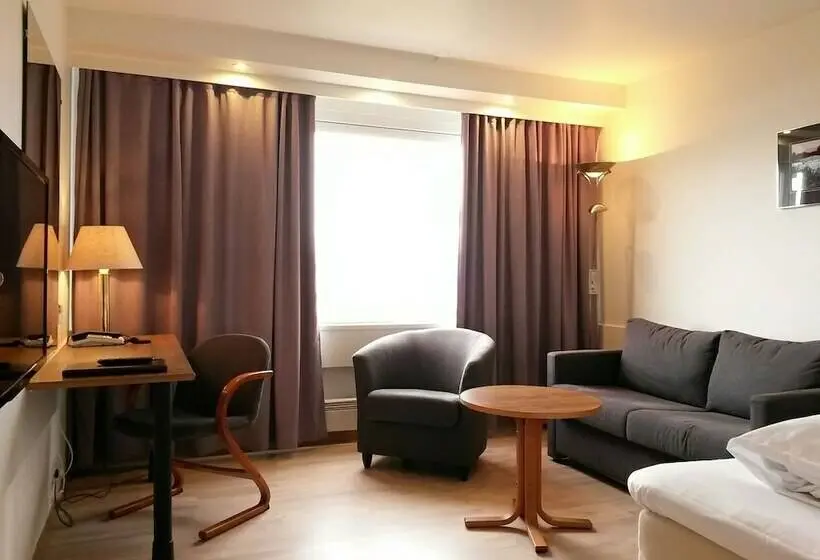 Standard Yhden Hengen Huone, Volda Turisthotell