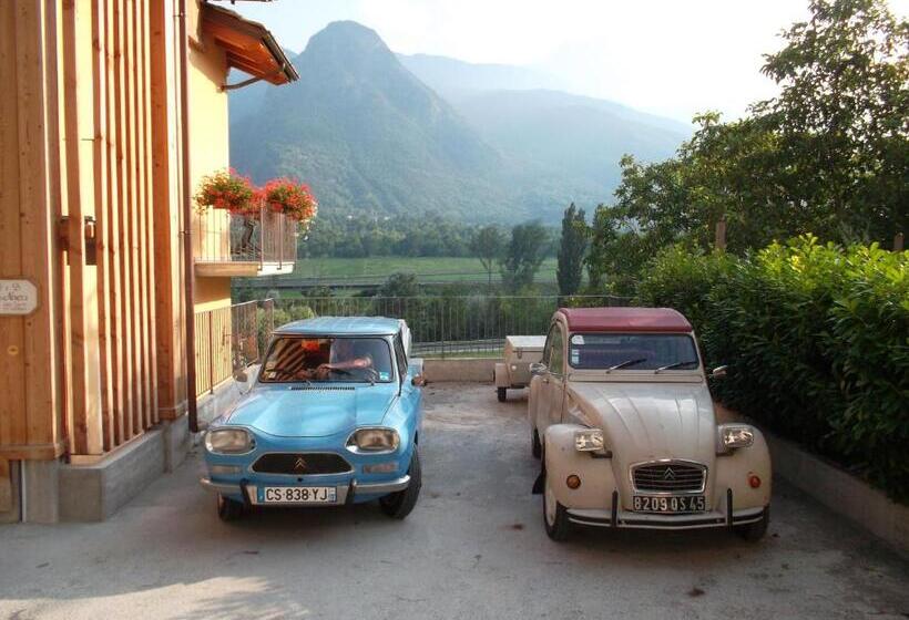 חדר סטנדרט עם מרפסת, Affittacamere Les Noyers