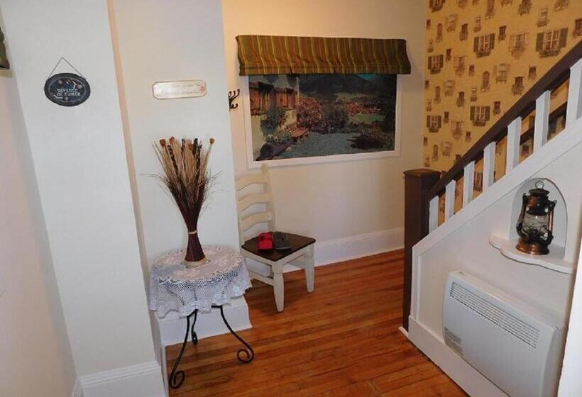 Standard Szoba 2 Franciaággyal, Au Coeur De Magog B&b