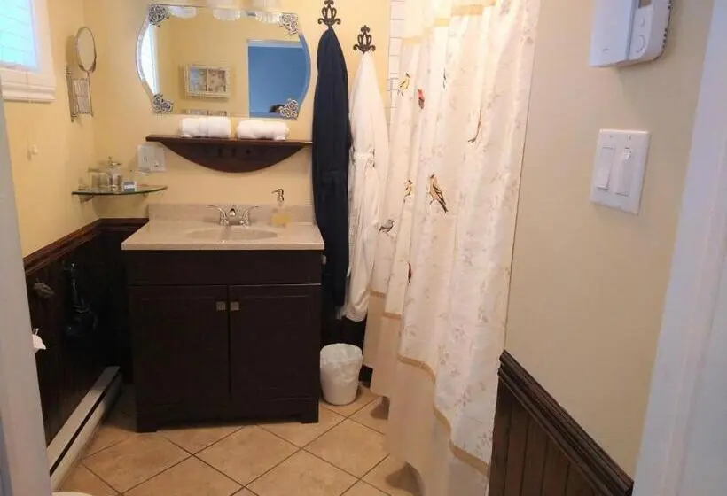 Standard-huone, Au Coeur De Magog B&b