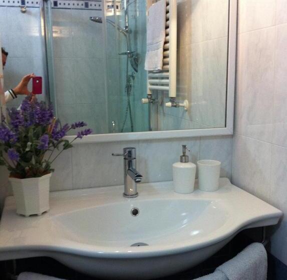 اتاق استاندارد, Solemare