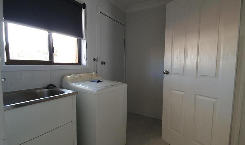 شقة غرفة نوم واحدة بالطابق الأرضى, Colonial Motel & Apartments