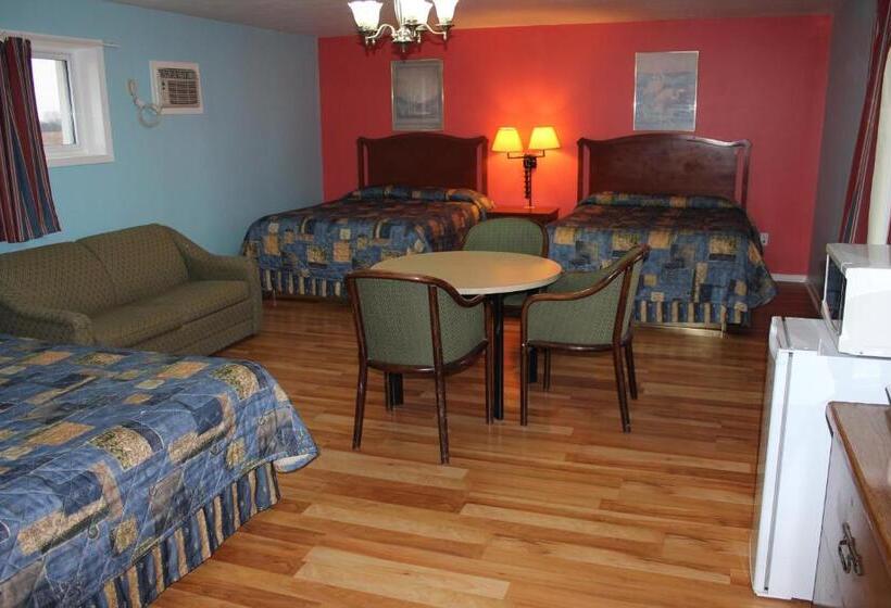 家庭间, Colonial Motel