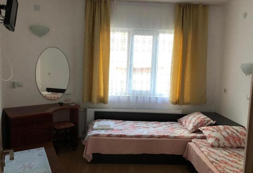 低层单卧公寓, Family Hotel Panorama