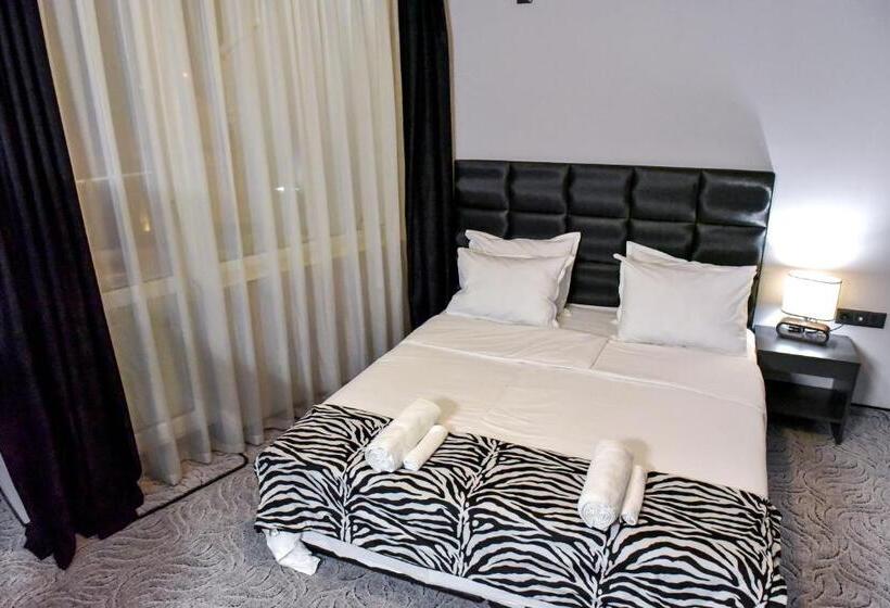 Standard Værelse King Size Seng, Central Guest Rooms