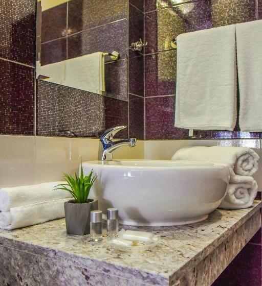 Номер Стандарт, Central Guest Rooms