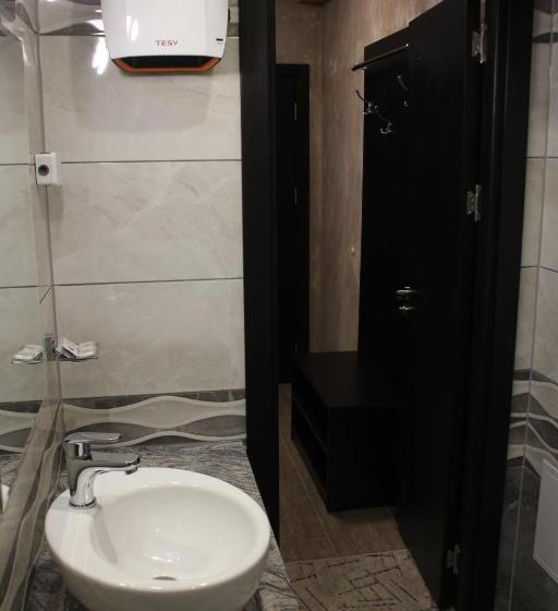 1 Bedroom Apartment River View, Central Guest Rooms