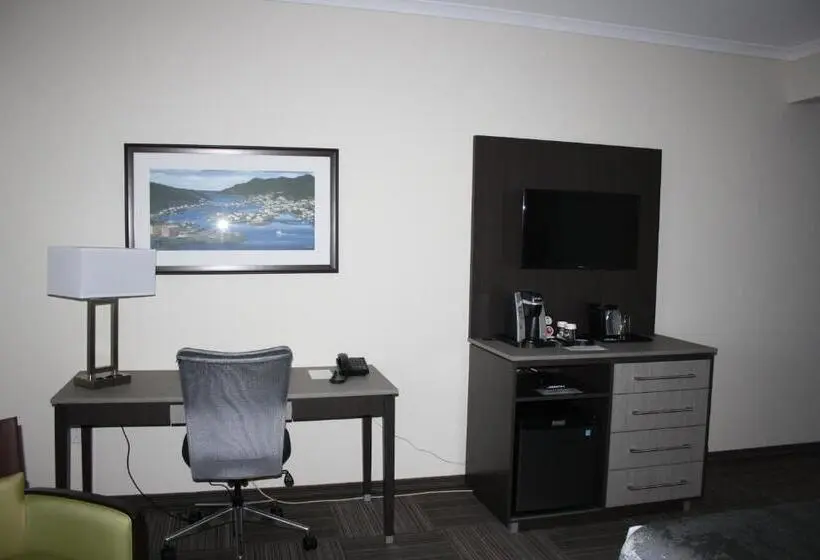 身障者適用スタンダードルーム, Crossroads Inn & Suites