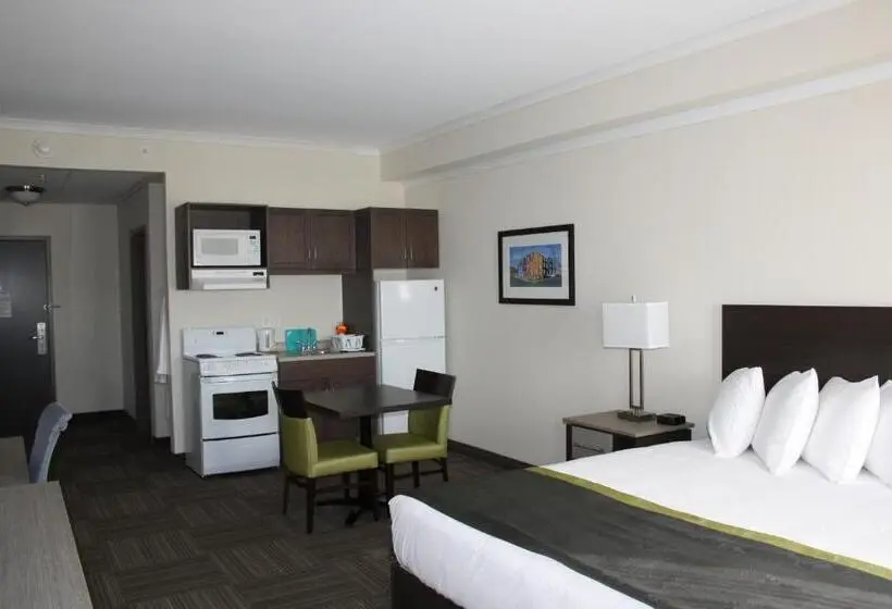 ジュニアスイート, Crossroads Inn & Suites