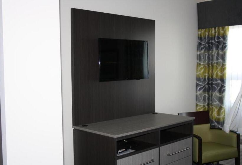 Люкс Кровать Кинг, Crossroads Inn & Suites