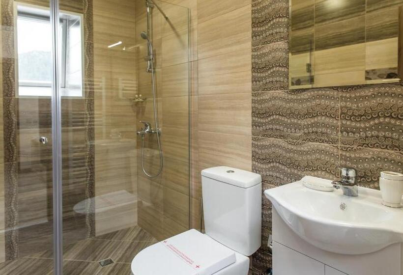 バルコニー付きスタンダードルーム, Emmar Zlatograd