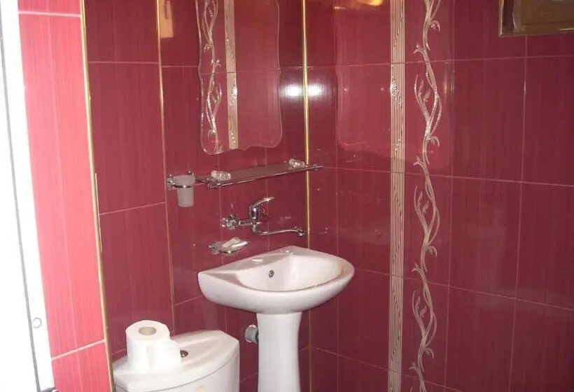 Standard-studio Parveke, Gelov